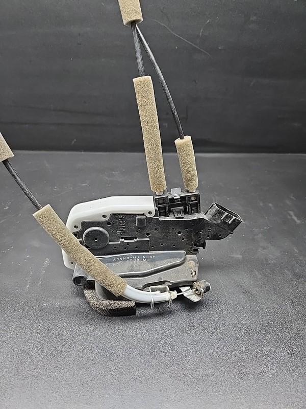 🌌2011-2017 INFINITI QX56 QX80 RIGHT RH FRONT DOOR LOCK LATCH ACTUATOR OEM 🌌
