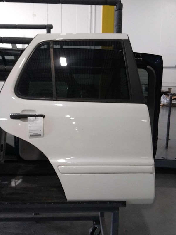 2005 Mercedes-Benz ML-Class Rear Right Door 473031, 37K Miles, Used