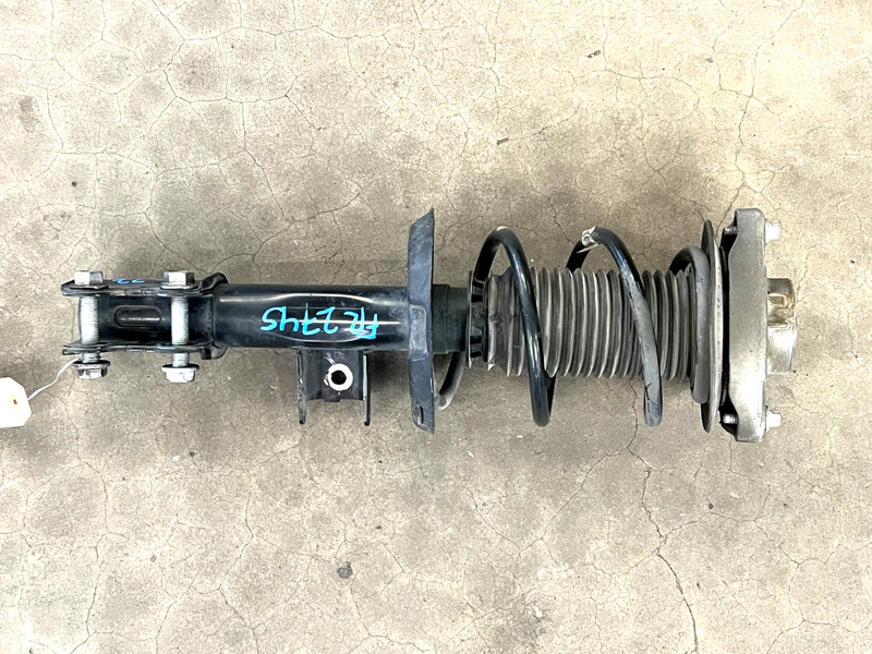 ⭐14-19 MERCEDES-BENZ CLA250 FWD FRONT LEFT SIDE SHOCK STRUT ABSROBER OEM LOT2745