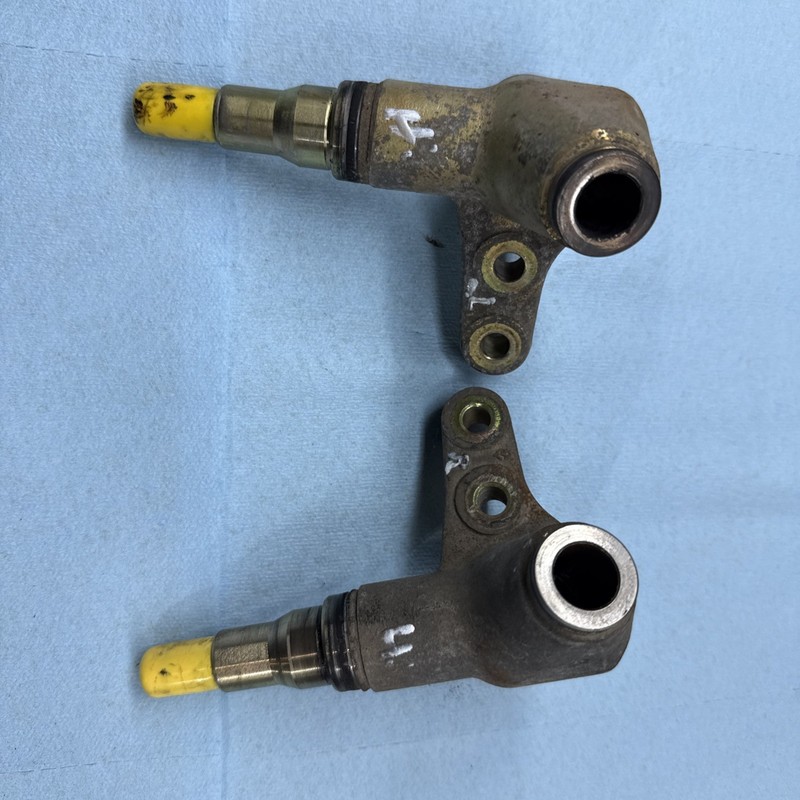 Yamaha G22 Golf Cart Front Wheel Spindle Left, And Right Side
