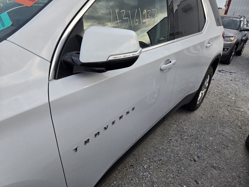 Driver Front Door Classic Style S Or VIN T Fits 18-24 TRAVERSE 3579625