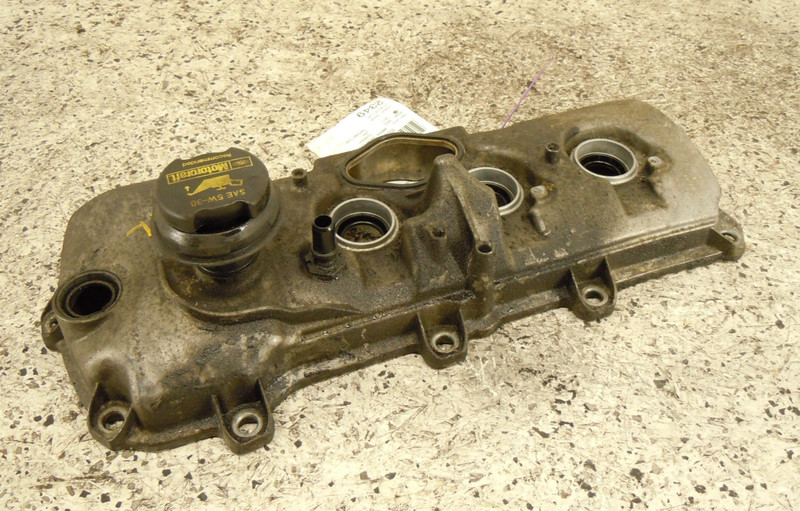2010-2016 Lincoln MKS 3.5L Engine Valve Cover Driver Left LH OEM