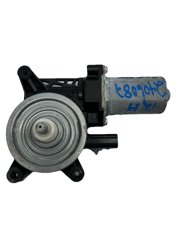 Chevrolet Equinox window motor 18 to 24 front passanger side assy OEM 558LE4022