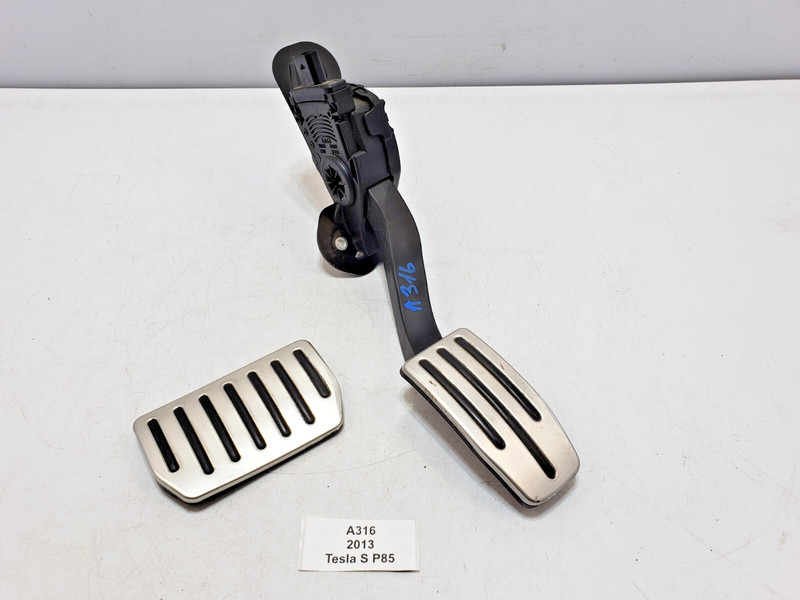 ✅ 2012-2020 OEM Tesla Model S X Gas Accelerator Trottle Foot Pedal W/ Pad