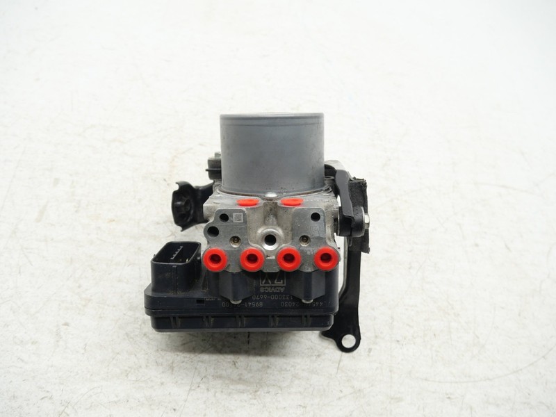 2015-2018 Lexus RC F ABS Pump Control Module Anti Lock Brake OEM