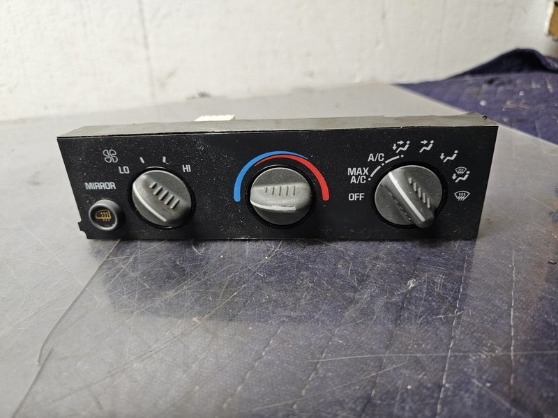 2002 Savana Hvac Controls Front