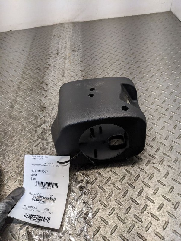 2007-2014 GMC Yukon Tahoe Silverado Steering Column Cover Bezel Shroud OE1179952