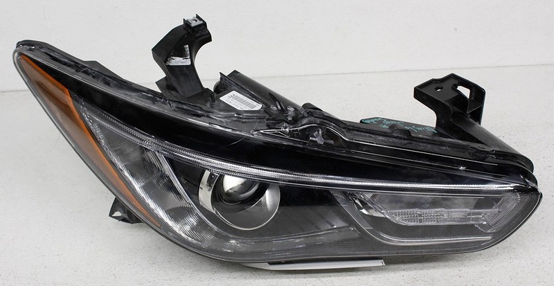 OEM Right Passenger Side Xenon Headlamp For Infiniti QX60 260109NF0D Tab Missing