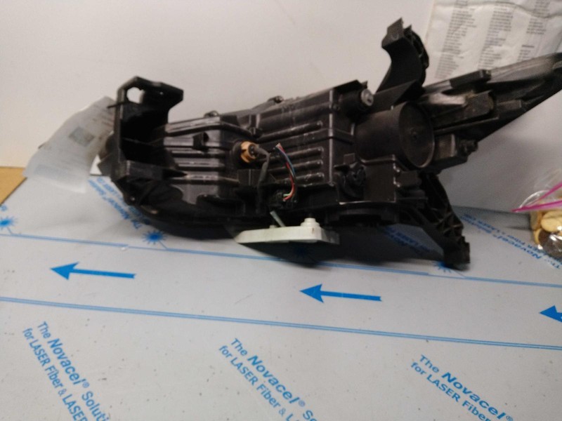 Used Right Headlight Assembly fits: 2020 Infiniti QX60 LED Right Grade A