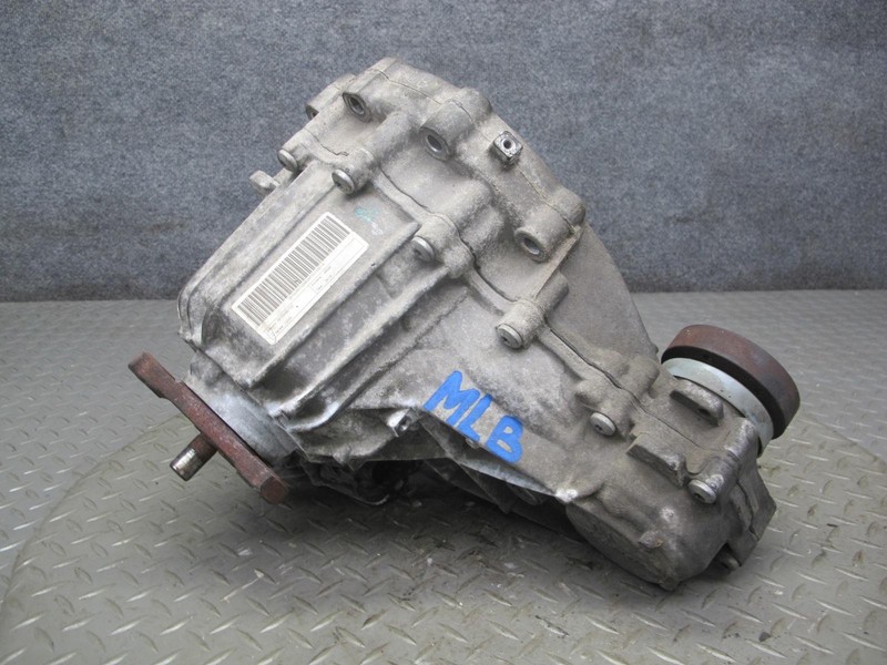 2017-2020 MASERATI LEVANTE M161 3.0L AWD TRANSFER CASE BOX W MOTOR 670038072