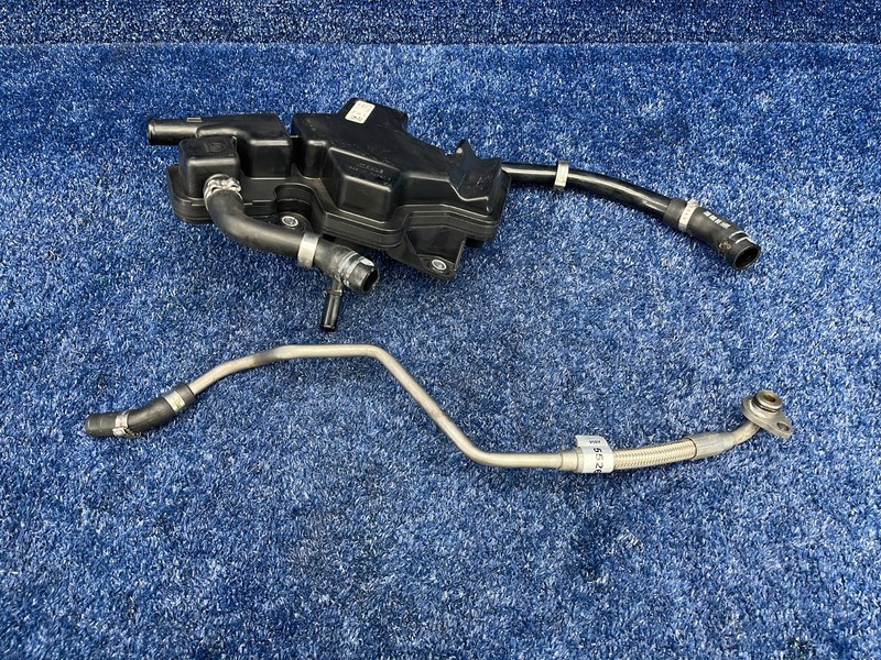 2017-2020 FIAT 124 SPIDER 1.4L L4 ENGINE AIR INTAKE MANIFOLD VACUUM TANK OEM