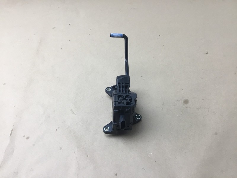 18-21 Lexus LC500 2018 Gas Pedal Accelerator Throttle Sensor :Y