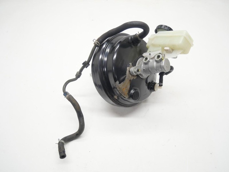 2009-2011 Nissan 370Z Power Brake Booster W/ Master Cylinder OEM