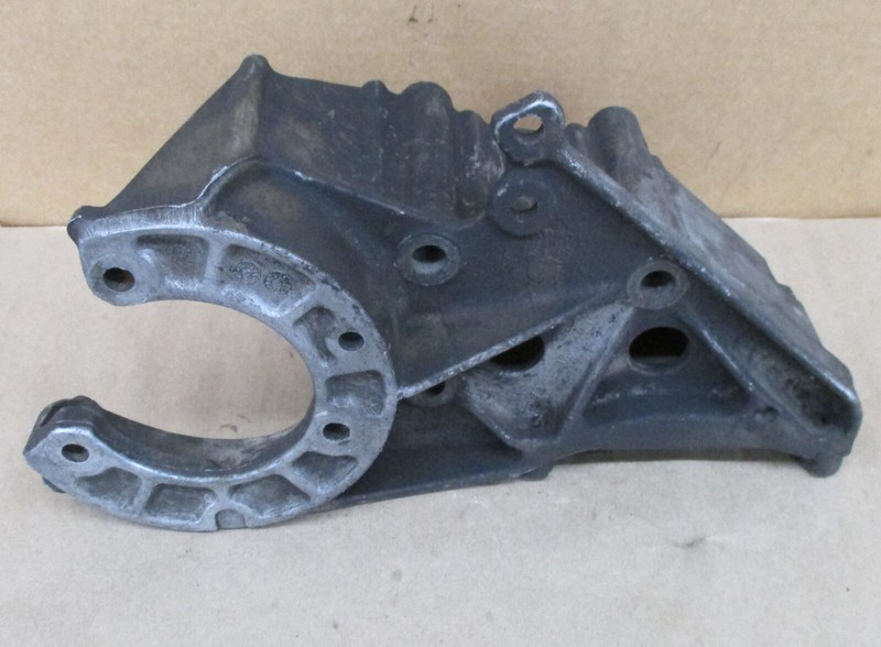 1994-1996 FORD F150-F250 302ci 5.0L POWER STEERING PUMP BRACKET F4TA-3C511-BA