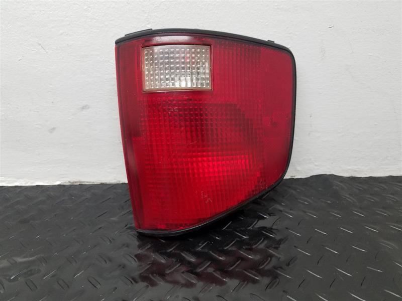94-03 Chevrolet S10 Pickup Left Driver Tail Lamp Assembly OEM 15166763