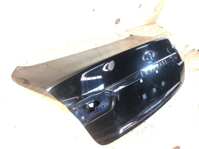 2017 2018 2019 2020 2021-23 Infiniti Q50 Rear Tailgate Trunk Deck Lid Cover OEM