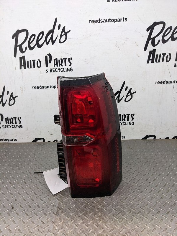 Passenger Right Tail Light Thru 09/01/14 Fits 15 SUBURBAN 1500 1158032