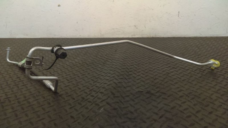14-19 Jeep Grand Cherokee 3.0L Diesel A/C AC Liquid Line OEM 68161181AB