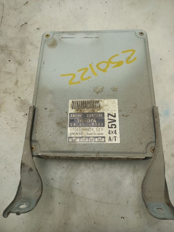 97 TOYOTA 4 RUNNER ECU 3.4L ENGINE CONTROL MODULE 89661-3D321