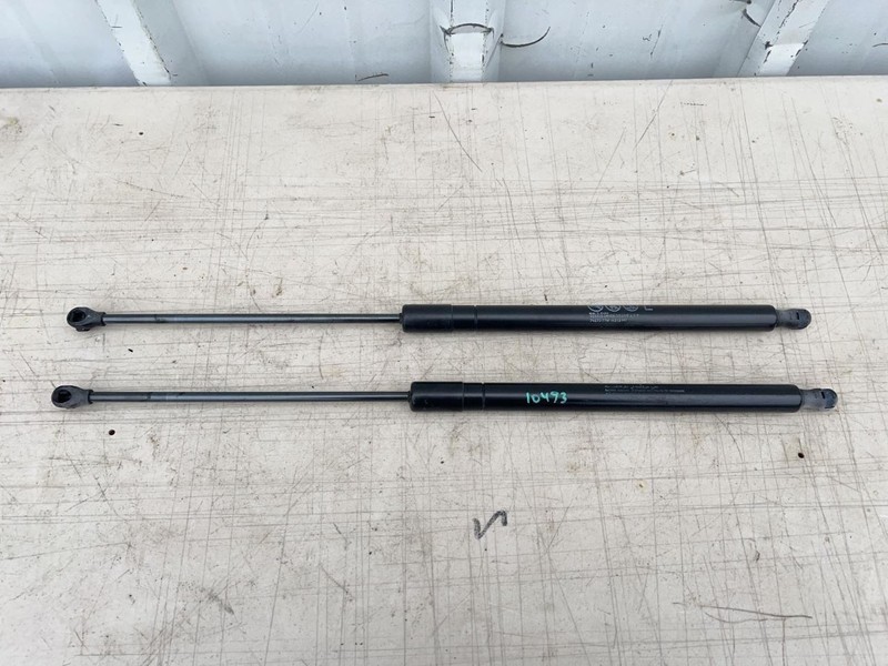 2019-2022 HONDA HR-V LEFT AND RIGHT TRUNK LIFT SUPPORT STRUTS 60911