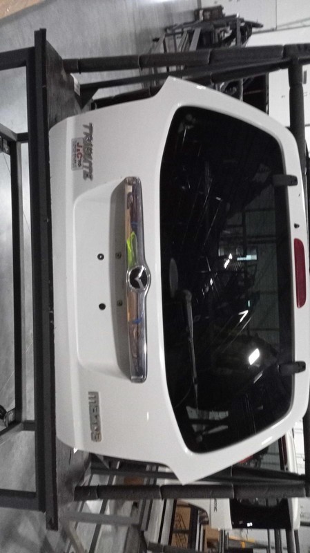 2005 Mazda Tribute White Trunk Lid OEM 236364 194K Miles Genuine Used Part