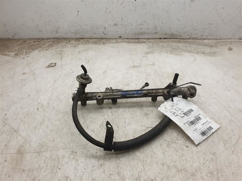 88-95 TOYOTA PICKUP DELUXE FUEL INJECTION PRESSURE REGULATOR RAIL