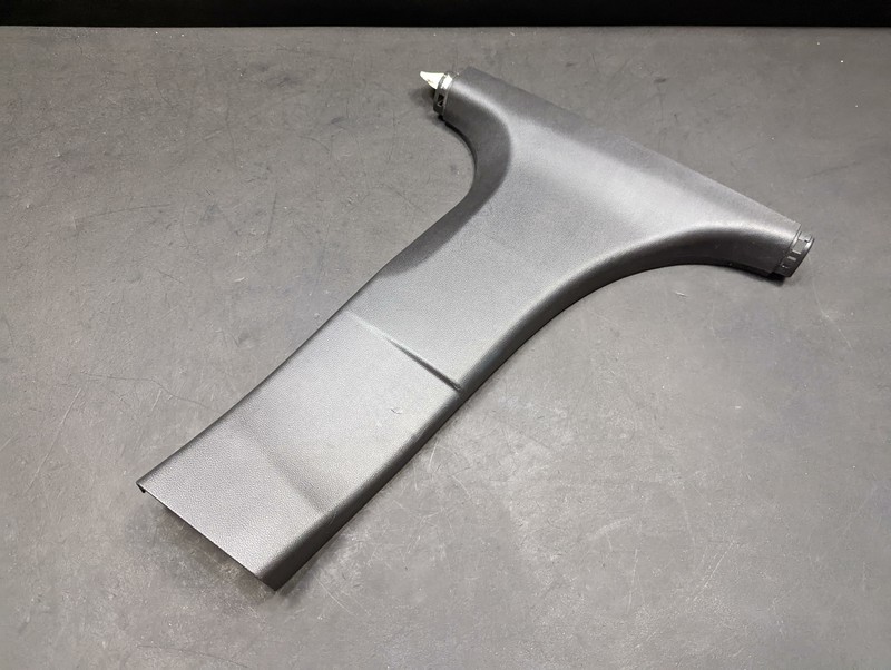 Center Right B Pillar Lower Trim Panel 2019 Chevrolet Sonic 95047231 2012-2020