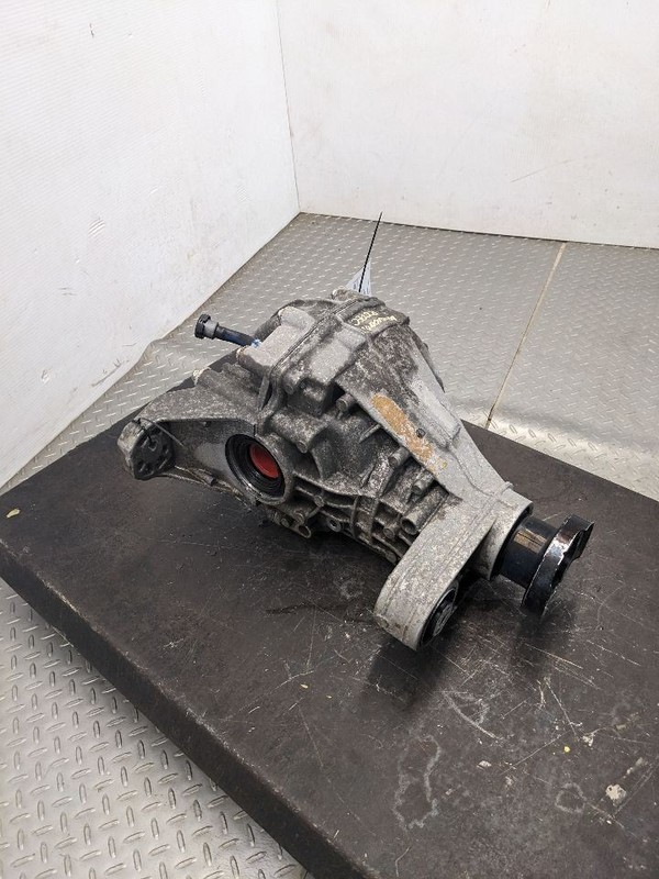 Carrier Rear 230mm 9.06" Ring Gear 3.6L Fits 14-15 DURANGO 1182824