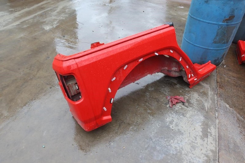 2018-2024 Jeep Wrangler JL 4 Door OEM Right Passenger Quarter Panel 68302716