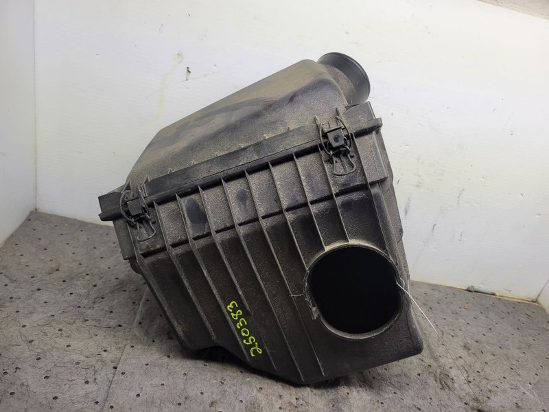 Air Cleaner 3.7L Fits 08-12 LIBERTY 1669403