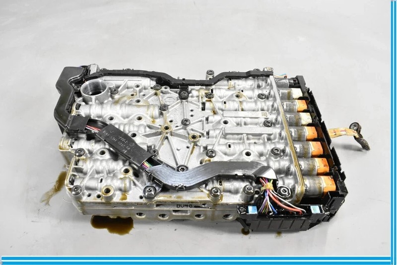 12-18 BMW F30 328i 428i 320i Automatic Transmission Valve Body Mechatronics OEM