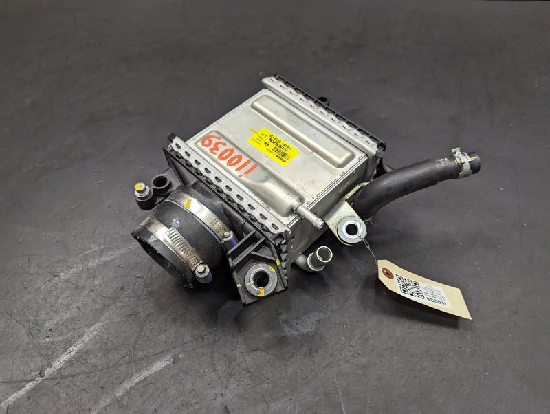 Left Intercooler 3.0L 2019 Infiniti Q50 14461-5CA1B 2016 2017 2018 2020 - 2022