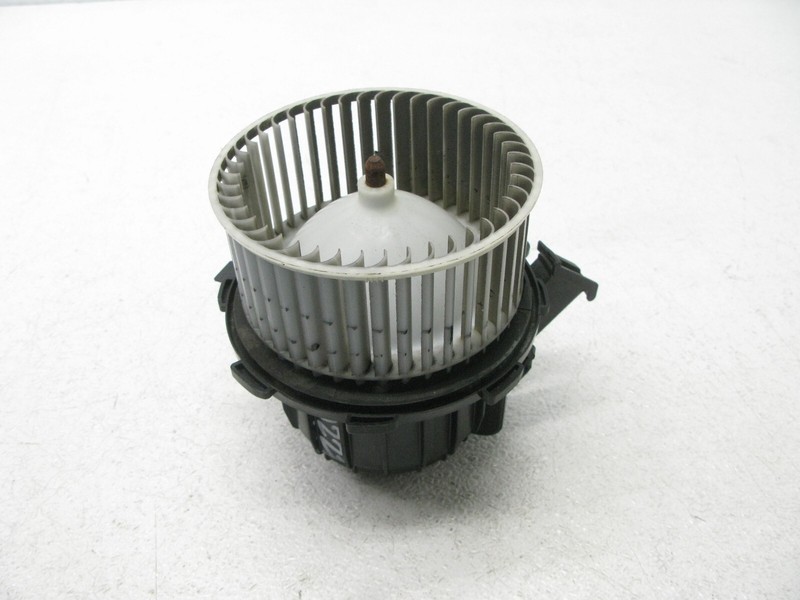 13-17 AUDI 8T A5 S5 A4 Q5 AC HEAT HEATER CLIMATE BLOWER MOTOR FAN ASSEMBLY 11022