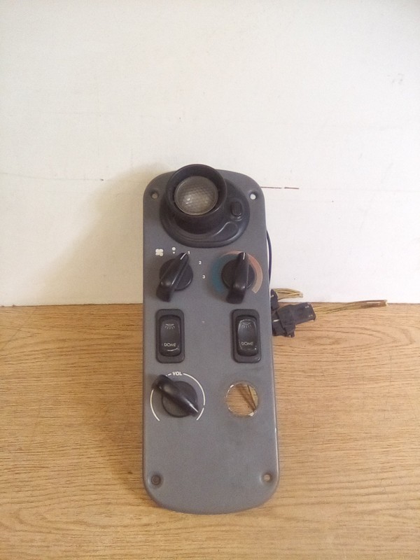 Freightliner Columbia Sleeper Control Panel 22-46626-004