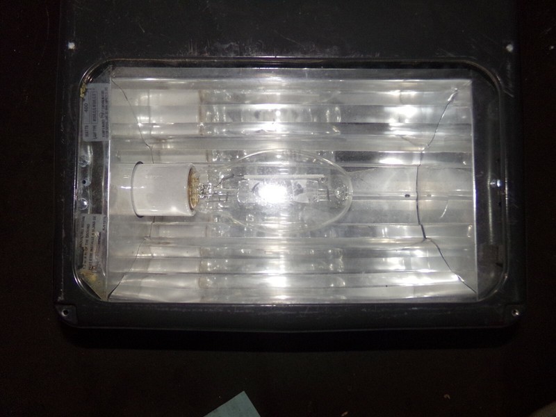 Lithonia Yoke Mount Floodlight FX 543047 RJ51975 *FREE SHIPPING*
