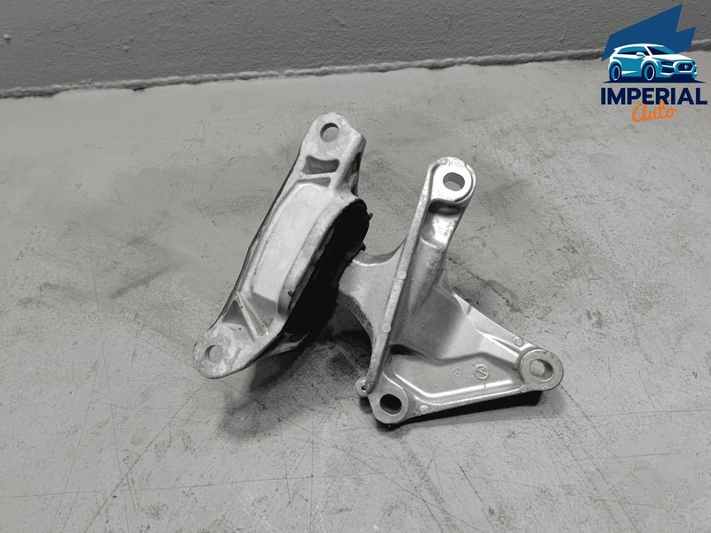 2016-2021 HONDA CIVIC 1.5L FWD CVT TRANSMISSION MOUNT SUPPORT BRACKET OEM