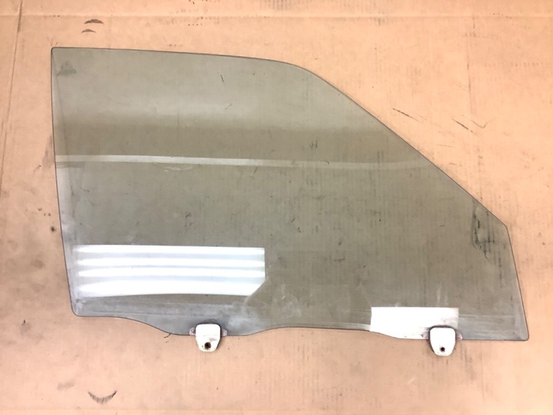 84-87 Civic 4Dr Sedan Right Front Door Glass Passenger Side Window Used OEM