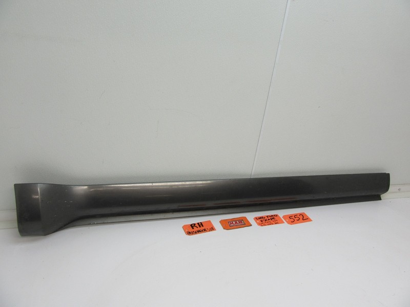 01-07 ESCAPE RIGHT ROCKER PANEL MOLDING SIDE SKIRT COVER TRIM CX GREY RH R