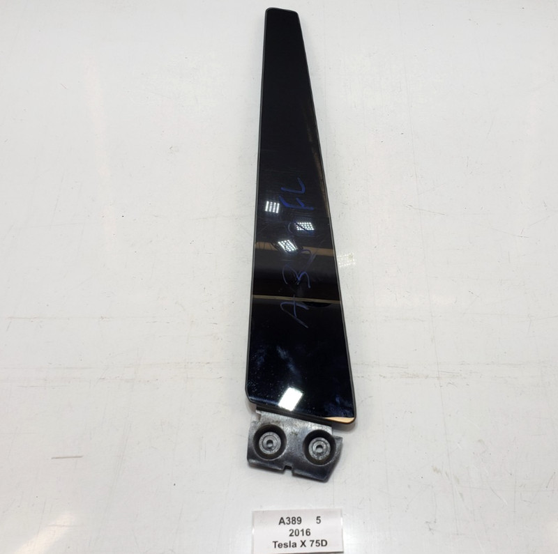 ✅ 2016-2020 OEM Tesla Model X Right Passenger Side B Pillar Applique Glass Cover
