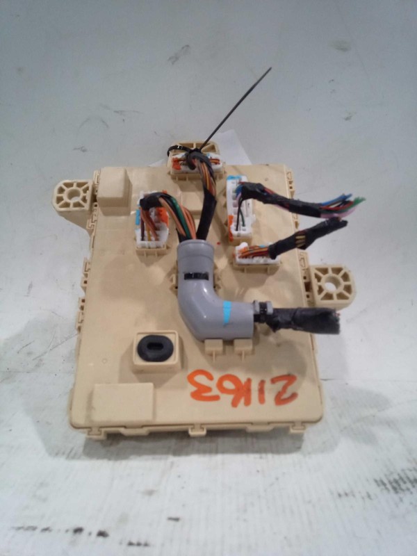 Used Ignition Control Module fits: 2016 Hyundai Santa fe Body Control BCM body c