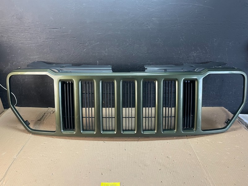 2008 2009 2010 2011 2012 Jeep Liberty Front UpperGrill Grille OEM AE3619 DG