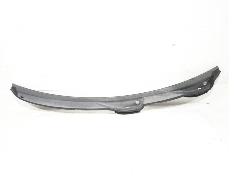 2015-2018 Porsche Macan Front Windshield Cowl Panel Cover OEM 95B819403B