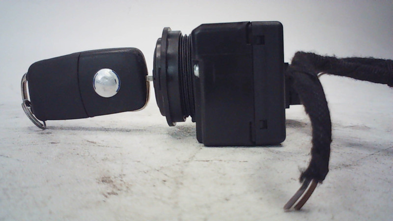 2007 vw touareg Ignition Switch With Key 3D0 905 865 F OEM immobilizer
