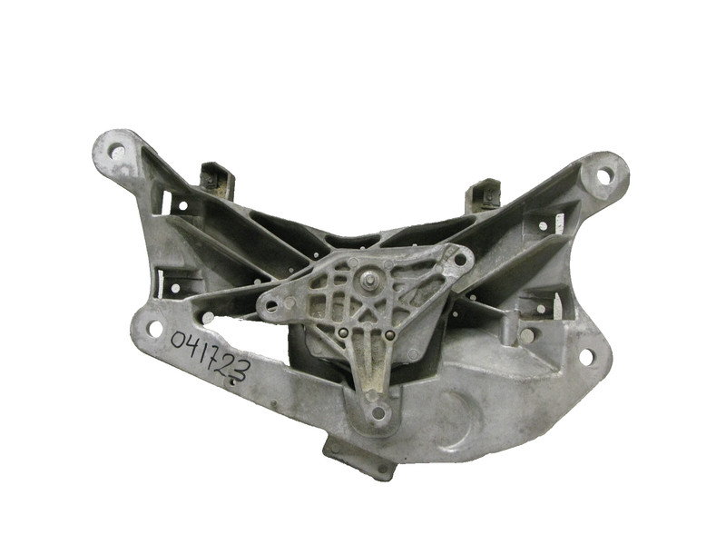 08-18 AUDI 8T A5 A4 S4 S5 QUATTRO AUTOMATIC TRANSMISSION MOUNT BRACKET OEM 04172