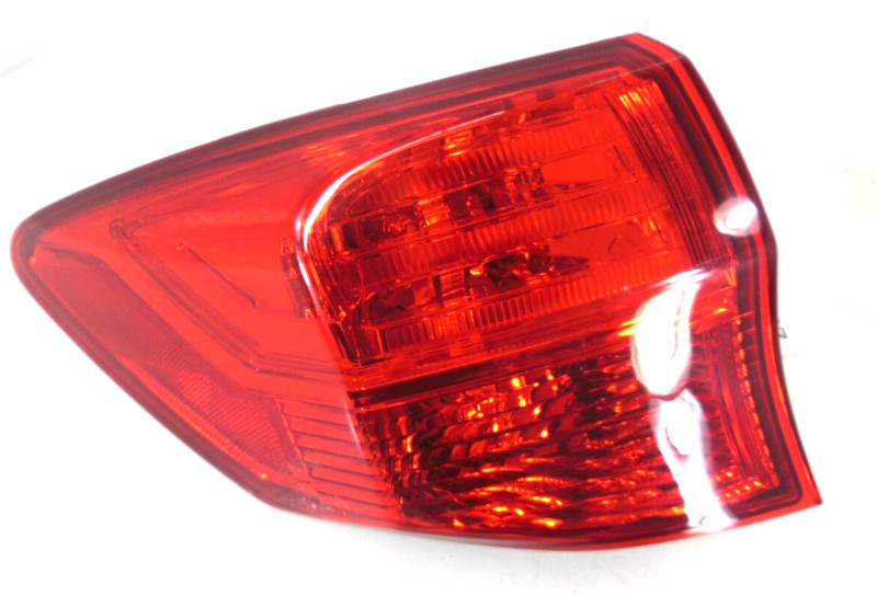 2013-2015 Acura RDX Quarter Panel Mounted Tail Light Driver Left LH OEM