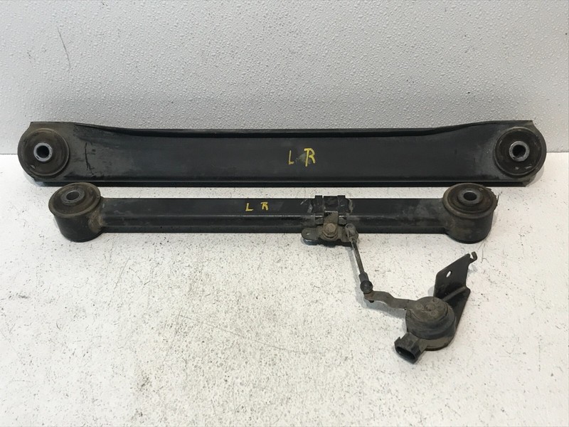 2010 - 2020 CADILLAC ESCALADE OEM LEFT REAR UPPER & LOWER CONTROL ARM SET