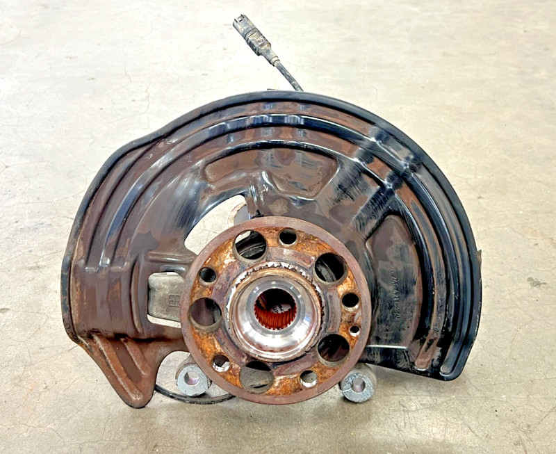 ⭐2017-2019 INFINITI QX30 FWD FRONT RIGHT PASS SPINDLE KNUCKLE HUB OEM LOT2589