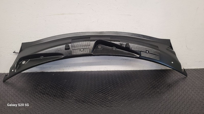 99-04 Jeep Grand Cherokee Windshield Wiper Cowl Vent Panel OEM 55155355AB