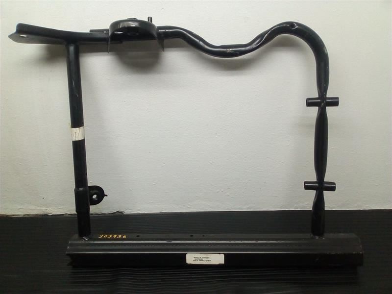 00-02 GMC Sierra Left Driver Seat Back Cushion Frame OEM 12473292