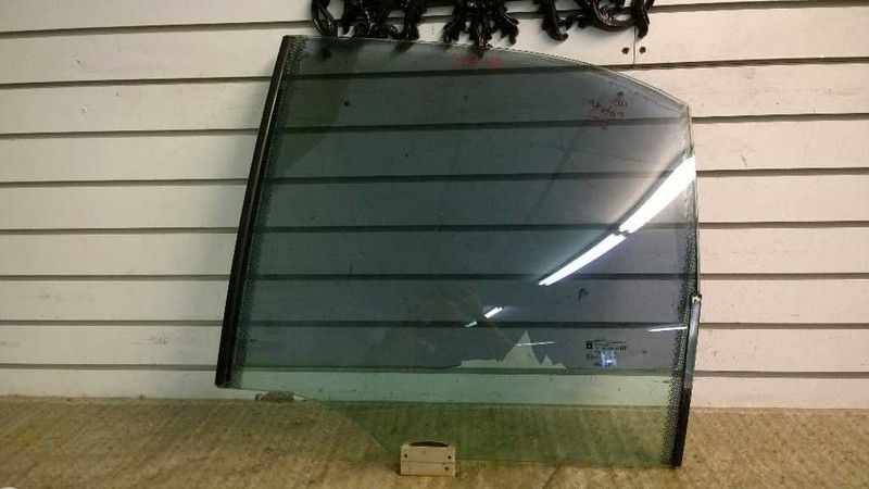 98 CATERA SDN DRIVER LEFT REAR WINDOW DOOR GLASS OEM 1163-32